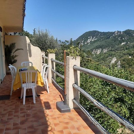 Appartement 3 Pieces Dans Maison Individuelle Entre Mer Et Montagnes Bouyon Ngoại thất bức ảnh