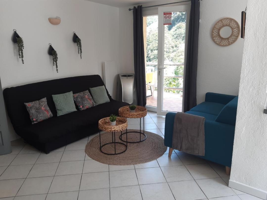 Appartement 3 Pieces Dans Maison Individuelle Entre Mer Et Montagnes Bouyon Ngoại thất bức ảnh
